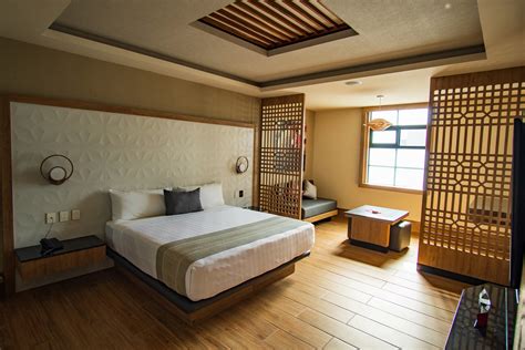 sadao hotels